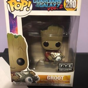 Groot w/ cyber eye funko pop